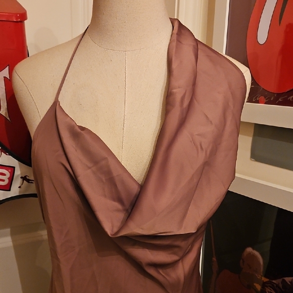 Chic Backless Zara Halter Dress in Taupe - Picture 2 of 7